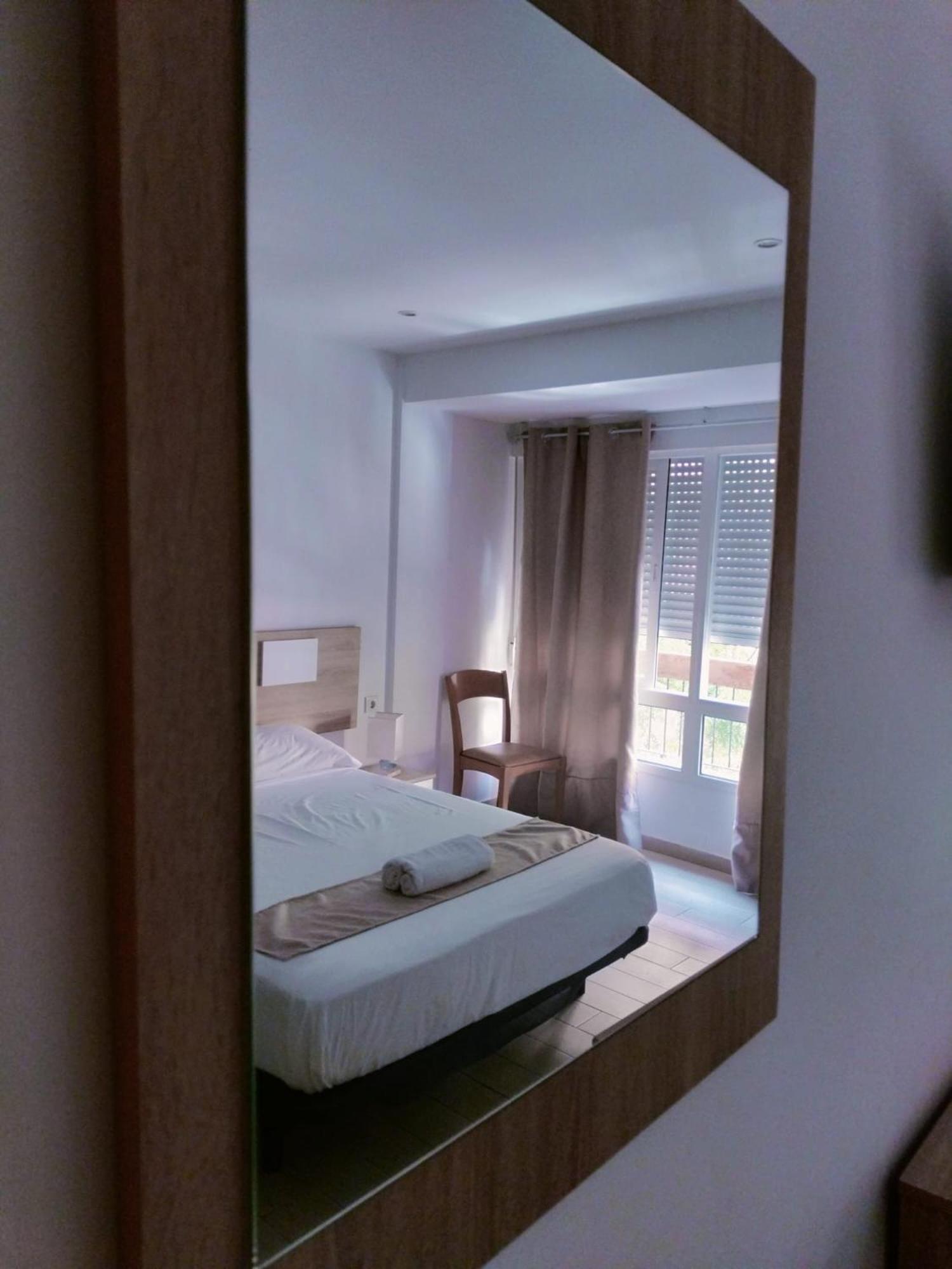 Pension Portugal Аликанте Экстерьер фото